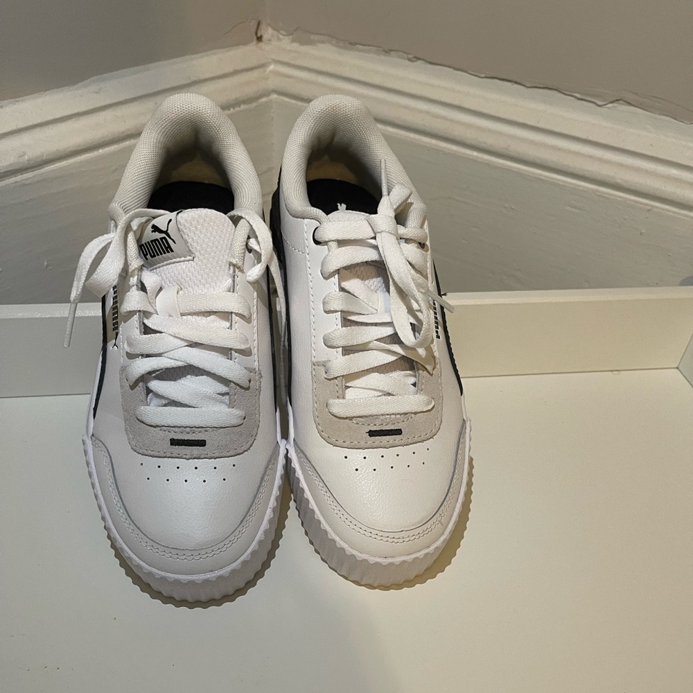 Puma Sneakers